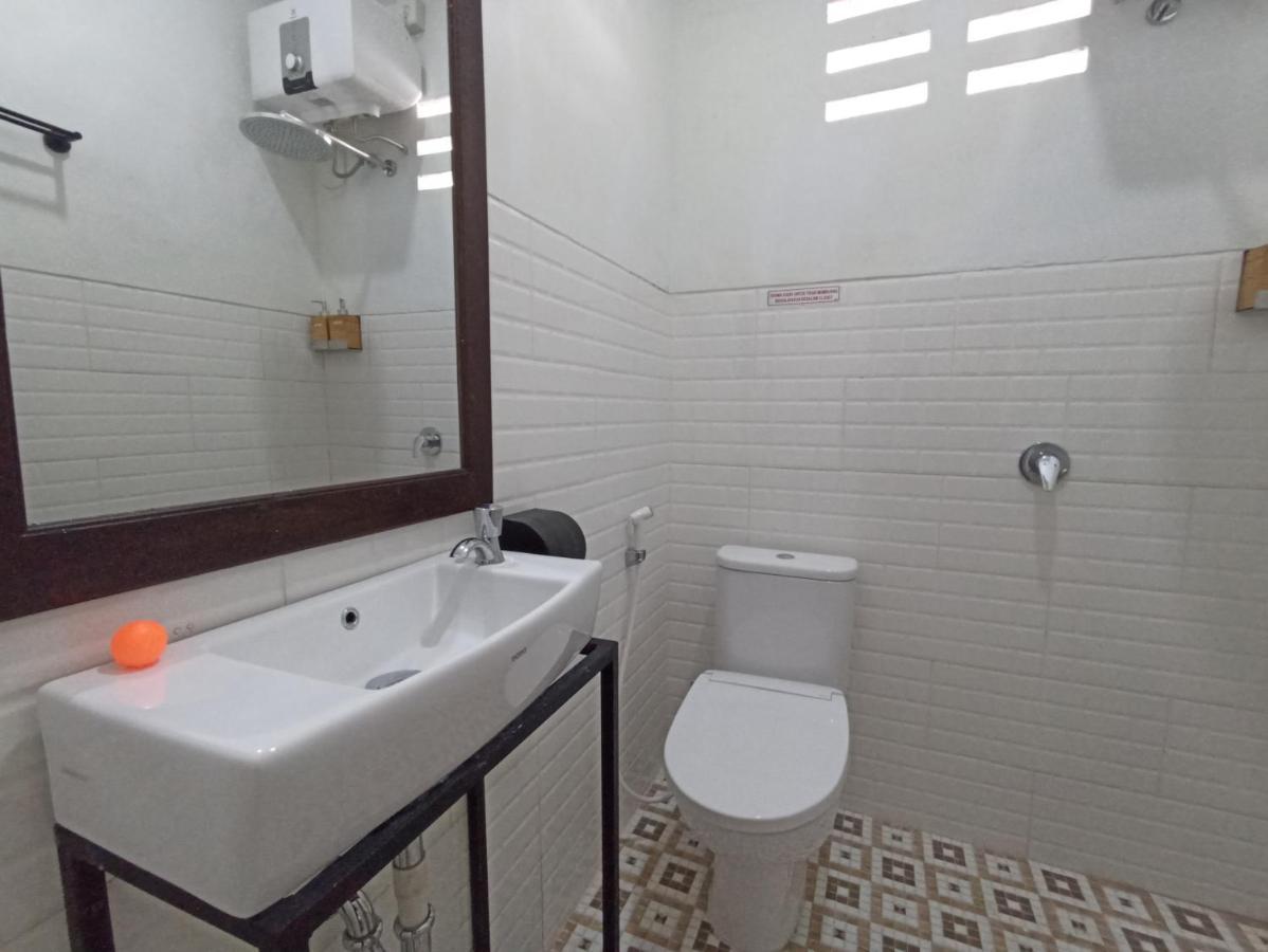 Mruyung Guest House Kota Lama Banyumas Mitra Reddoorz Eksteriør bilde